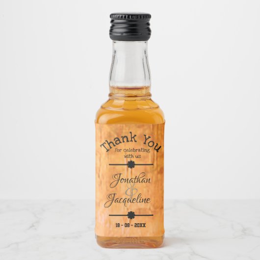 Rustic Chic Bedankt Aangepaste namen Wedding Mini Likeurfles Etiket (Voorkant)