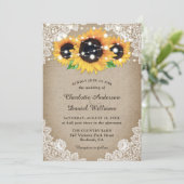 Rustic Chic Burlap en Lace Sunflower Wedding Kaart (Staand voorkant)