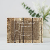 Rustic Country Grange Wood Wedding Cartes RSVP (Debout devant)