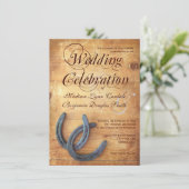 Rustic Country Horseshoe Wood Wedding Invitations (Debout devant)