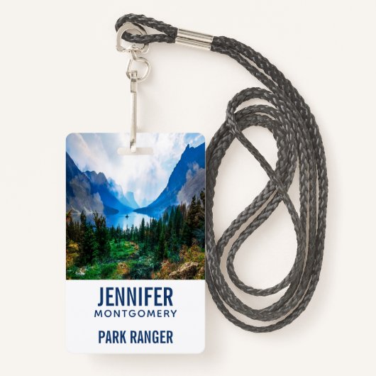 Rustic Country Mountains Natuur Badge (Voorkant met draagriem)