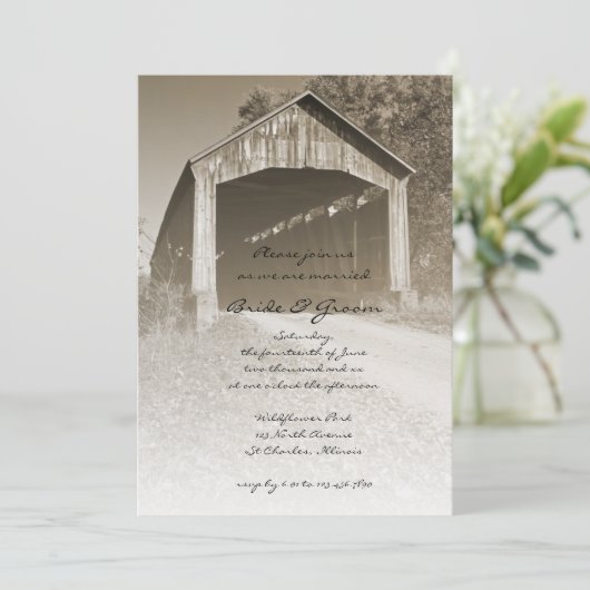 Rustic Covered Bridge Country Weddenschap Kaart (Staand voorkant)