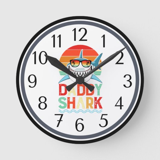 Rustic Daddy Shark Fathers Day Ronde Klok (Voorkant)