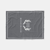 Rustic Deer Antlers Monogram Gray Fleece Deken (Voorkant (Horizontaal))