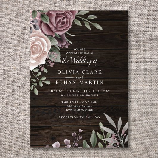 Rustic Dusty Roos Floral Bouquet op donker hout Kaart