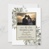Rustic Eucalyptus & Pine w/ Fotohuwelijk Save The Date (Voorkant)