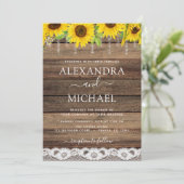 Rustic Farmhouse Sunflower Rustic Wood Wedding Kaart (Staand voorkant)