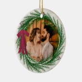 Rustic First Kerstfeest Married Pine Wreatfoto Keramisch Ornament (Rechts)