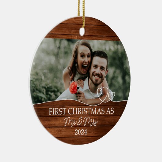 Rustic First Kerstmis als Mr. & Mrs. Keramisch Ornament (Rechts)