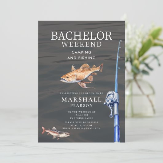 Rustic Fishing Bachelor Weekend Invitation (Debout devant)