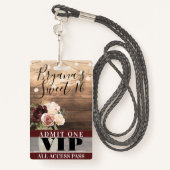 Rustic Flowers & String Lights Sweet 16 VIP-pas Badge (Achterkant met draagriem)