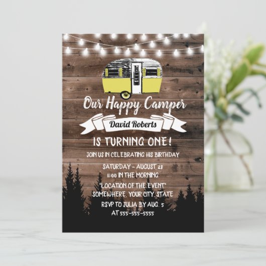 Rustic Forest Happy Camper Birthday Barn Wood Kaart (Staand voorkant)