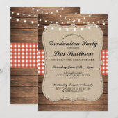 Rustic Graduation Party Red Check Wood Invite Kaart (Voorkant / Achterkant)