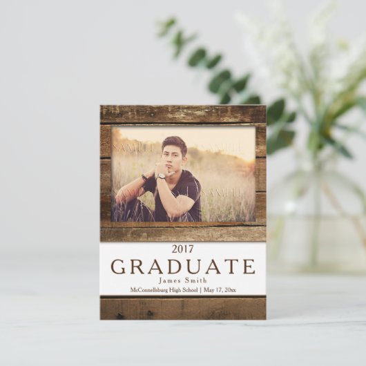 Rustic Grange Faire-part de graduation photo en bo (Debout devant)