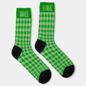 Rustic Green Plaid Custom Name on Gingham Pattern Sokken (Rechts)