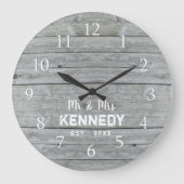 Rustic Grey Wood Couple Name Wedding Jubileum  Grote Klok (Voorkant)
