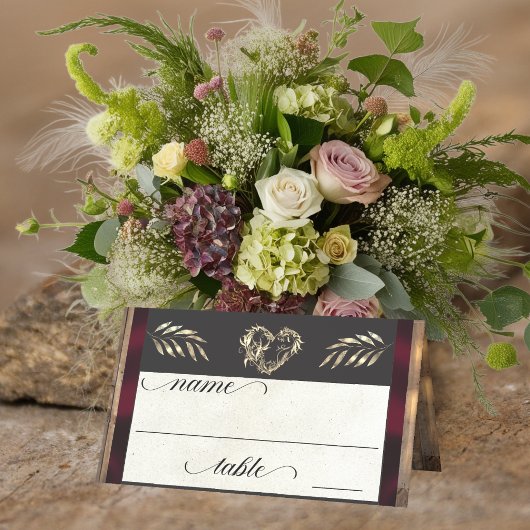 Rustic Heart & Monogram - Bordeauxrood