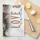 Rustic Holiday Love and Joy Pine Cone Theedoek (Quarter Fold)