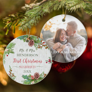 Rustic Holly Pine Newlyweds Photo personnalisée re