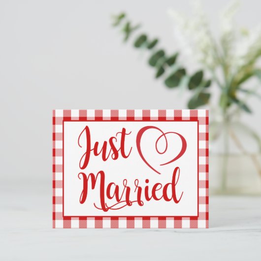 Rustic is net getrouwd met Red Gingham checkt brui Aankondigingskaart (Staand voorkant)