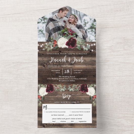 Rustic Kerstwinter Hout Foto bruiloft All In One Uitnodiging (Binnen)