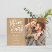 Rustic Kraft Save the Date Hand Script Photo (Staand voorkant)