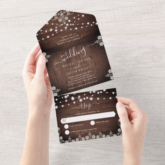 Rustic Lace & String Lights op het houtwacht All In One Uitnodiging (Afscheurbaar)