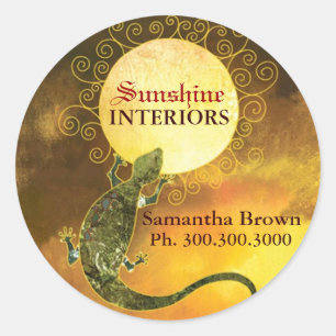 Rustic Lizard Holding Sun Business Ronde Sticker