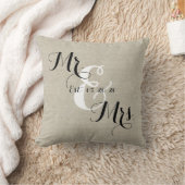 Rustic M. et Mme Linen Coussin de mariage personna (Couverture)