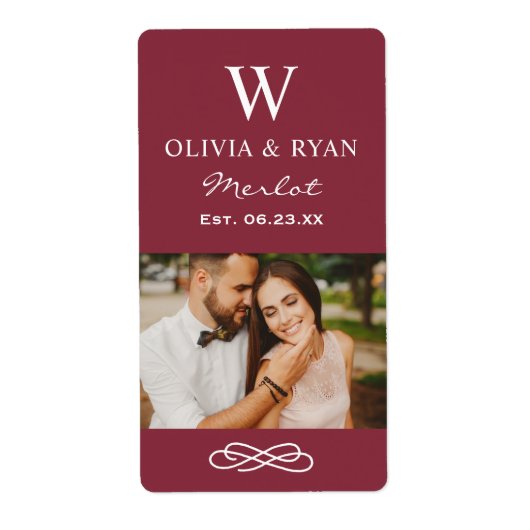 Rustic Maroon Red Wedding Monogram Wine Foto Etiket (Voorkant)