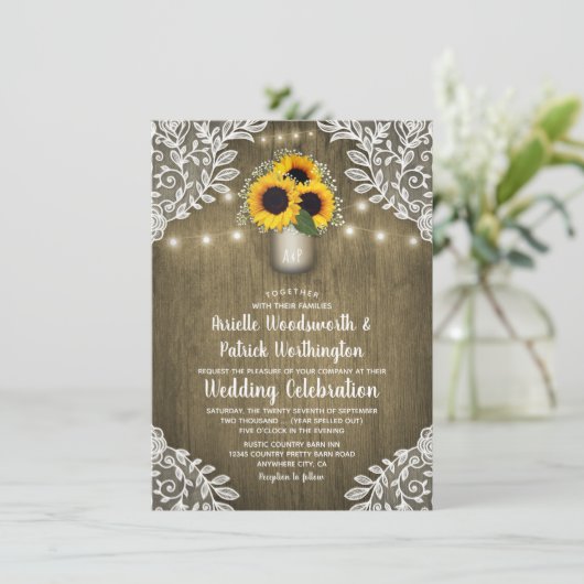 Rustic Mason Jar Sunflower Invitations de mariage (Debout devant)