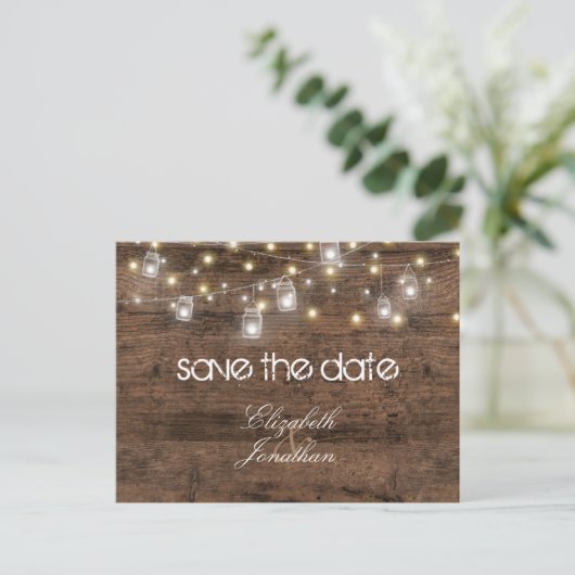 Rustic Mason Jars en String Lights bewaren de datu Aankondigingskaart (Staand voorkant)