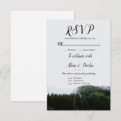 Rustic Misty Foggy Pine Trees Rain Forest Rsvp Kaartje (Voorkant / Achterkant)
