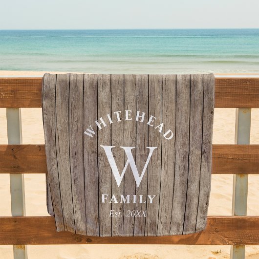 Rustic Monogram Wood Strandlaken