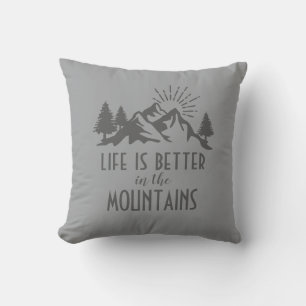 Rustic Mountains Leven is beter citaat grijs Buitenkussen