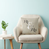Rustic Mr. en Mrs Linen Custom Wedding Pillow Kussen (Stoel)