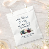 Rustic Navy Marsala Floral Wedding Favor Sacs (Coupé)