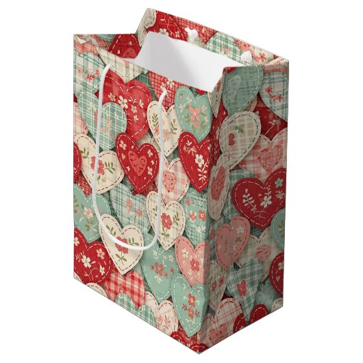 Rustic Patchwork Harten Picknick Patroon (2) Medium Cadeauzakje (Voorkant Gekanteld)