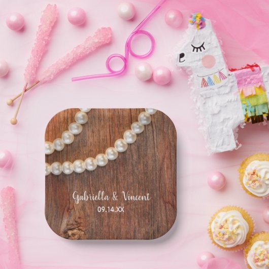 Rustic Pearls en Barn Wood Country Weddenschap Papieren Bordje (Feest)