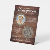 Rustic Pet Wedding Custom Dog Photo Honeymoon Fund Reclamebord Met Voetstuk (Voorkant)