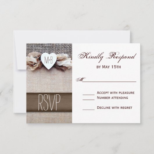 Rustic Printed Burlap Heart Initialen Wedding RSVP Kaartje (Voorkant)