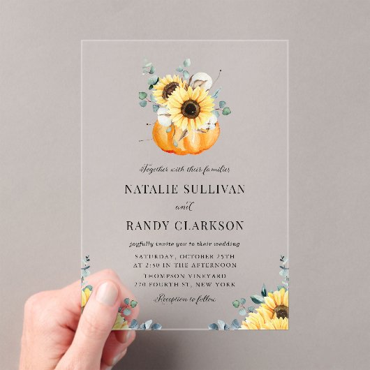 Rustic Pumpkin en Sunflower Fall Wedding Acryl Uitnodigingen (Insitu (Draagbaar))