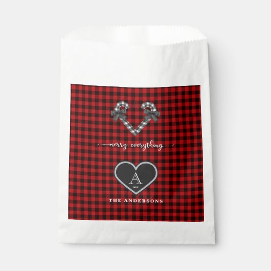 Rustic Red Black Plaid Christmas Heart Monogram Bedankzakje (Voorkant)