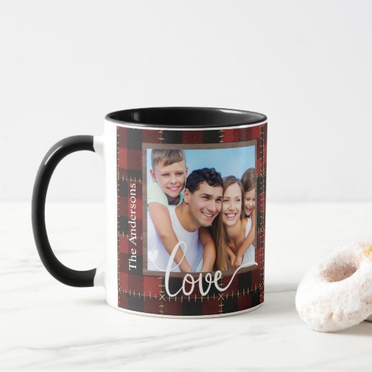 Rustic Red Buffalo Plaid Customizable Family Photo Mok (Met donut)