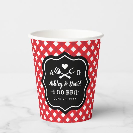 Rustic Red I Do BBQ Custom Wedding Monogram Papieren Bekers (Voorkant)