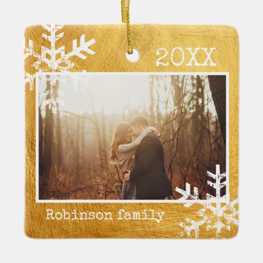 Rustic Snowflake Family Gold Keramisch Ornament (Voorkant)