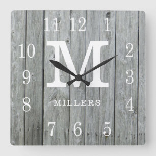 Rustic Specialized Gray Wood Farmhouse Monogram Vierkante Klok