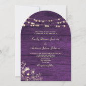 Rustic String Lights Paarse bruiloft QR-code Kaart (Voorkant)