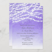 Rustic String Lights Paarse bruiloft uitnodiging (Voorkant / Achterkant)