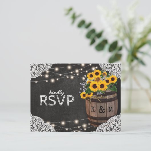Rustic Sunflower Winery Faire-part de mariage RSVP (Debout devant)